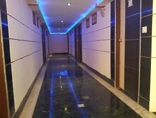 Hotel Sun Shine Adalaj Exterior foto